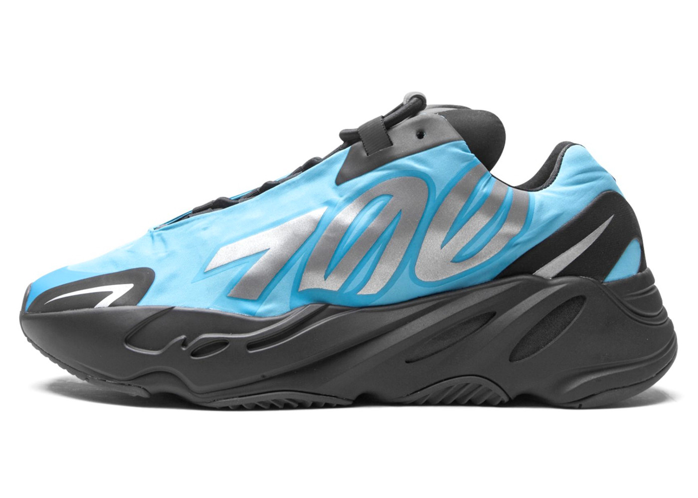 adidas Yeezy Boost 700 MNVN