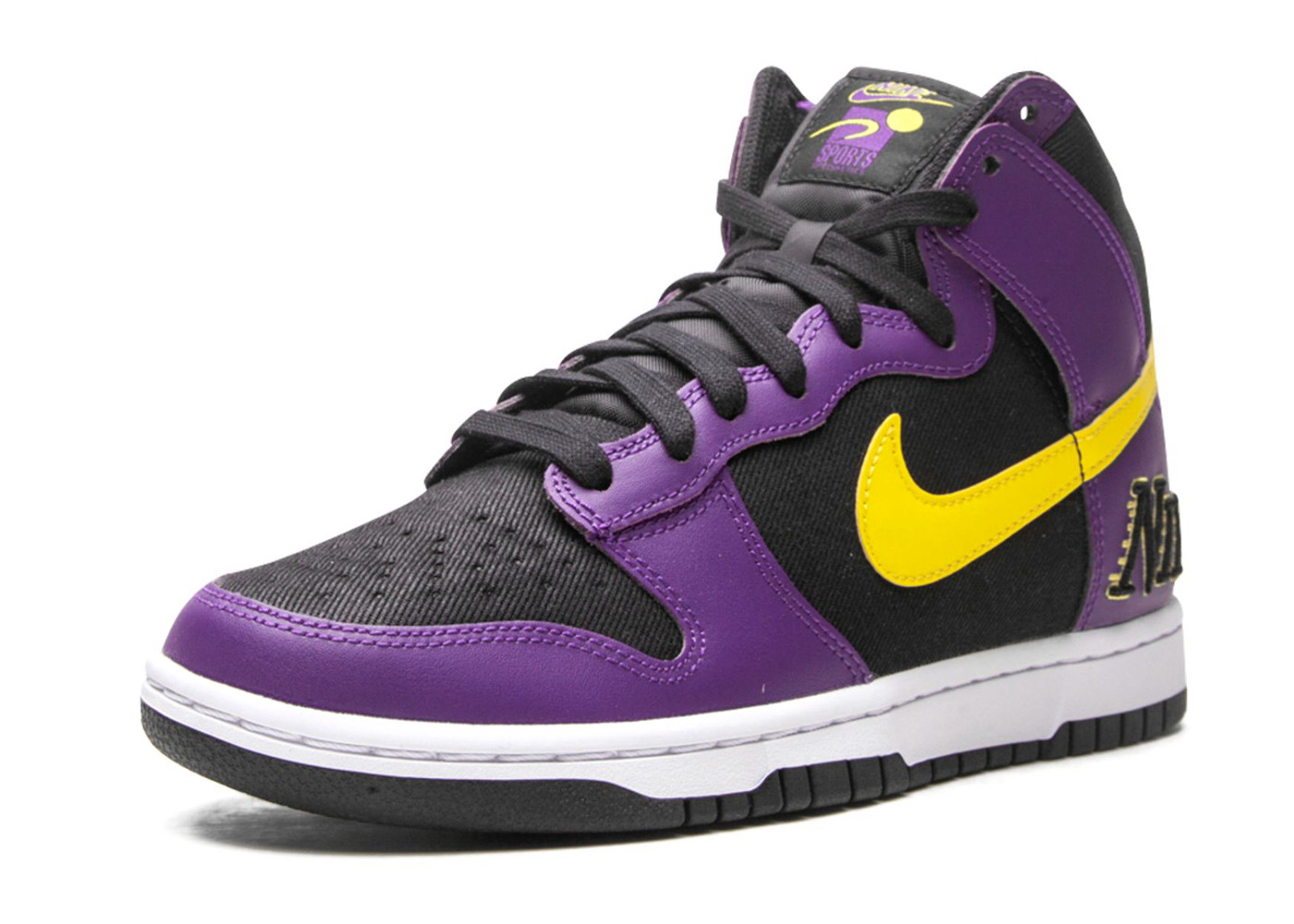Nike Dunk High EMB