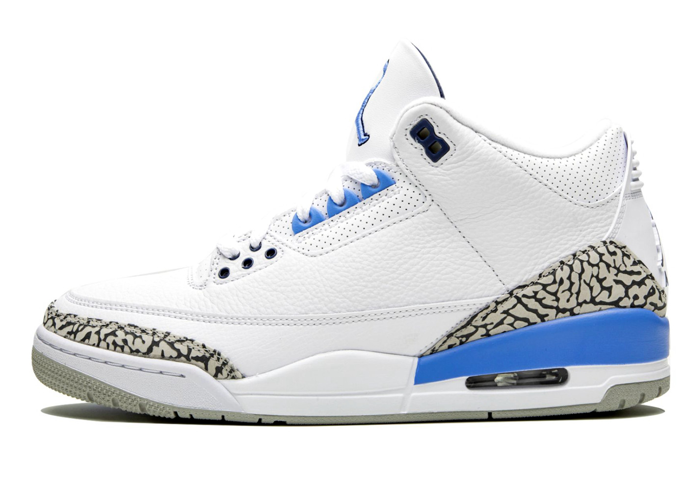 Air Jordan 3 Retro UNC (2020)