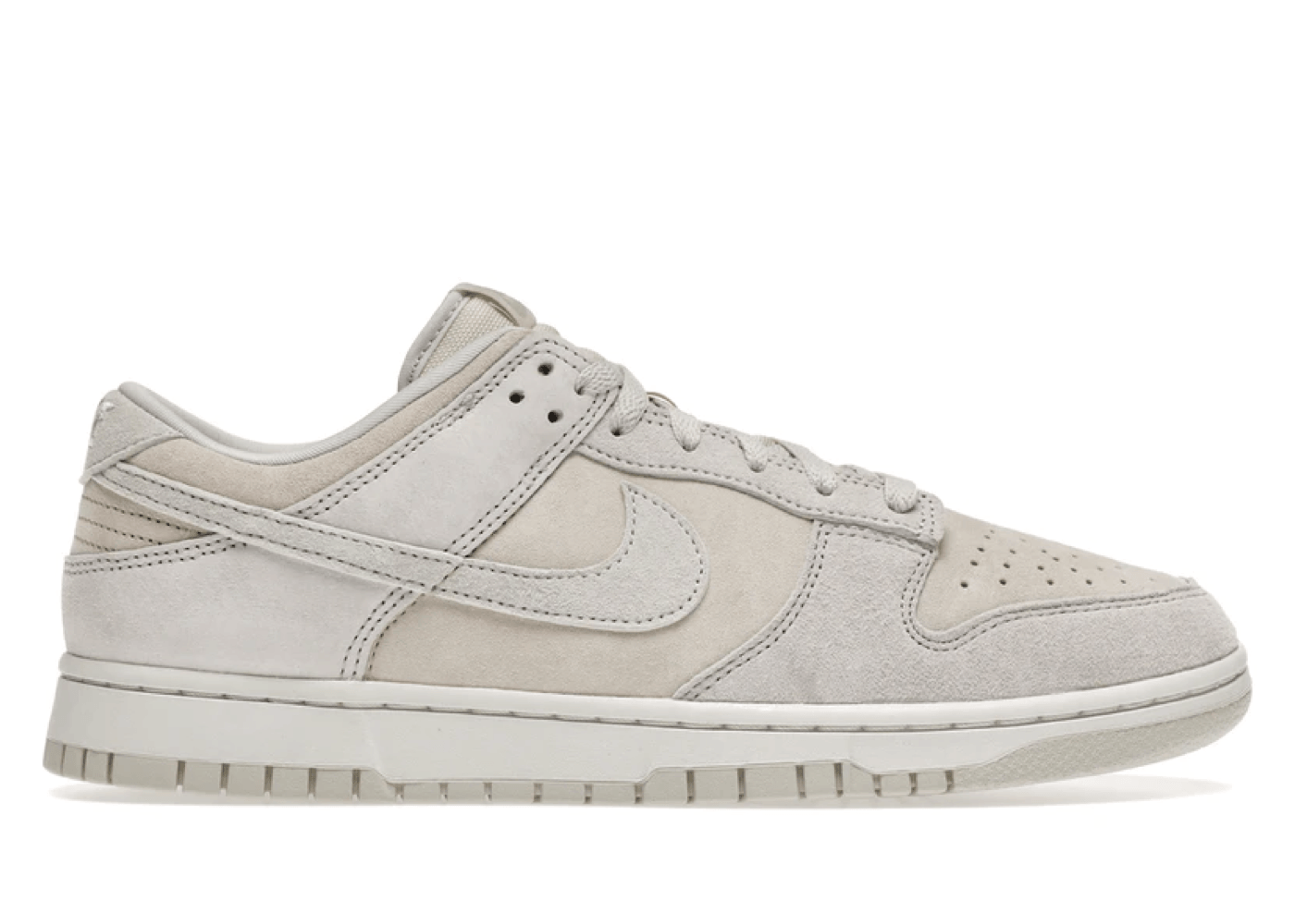 Nike Dunk Low Premium