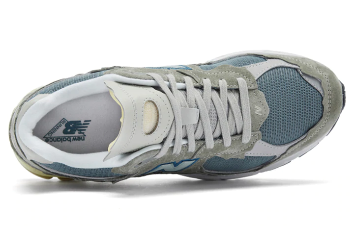 New Balance 2002R