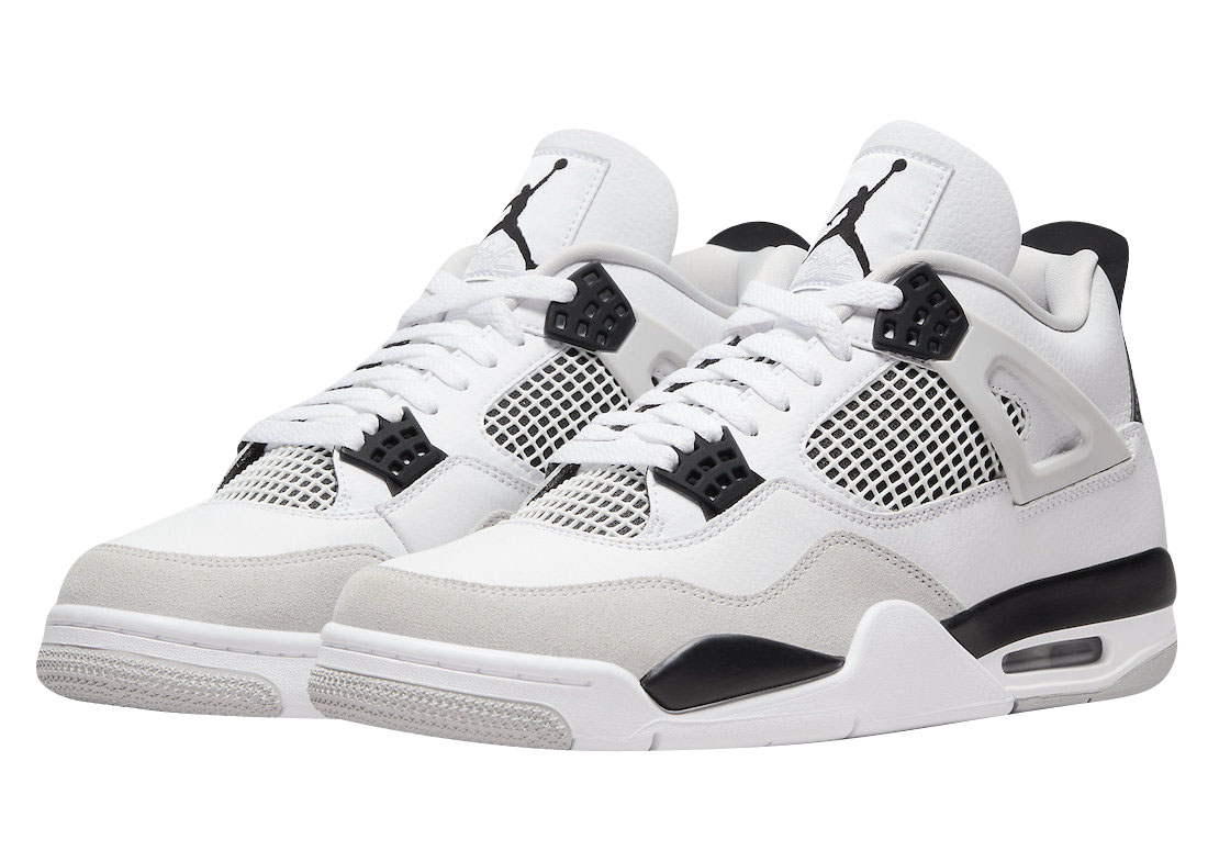 Air Jordan 4 Retro