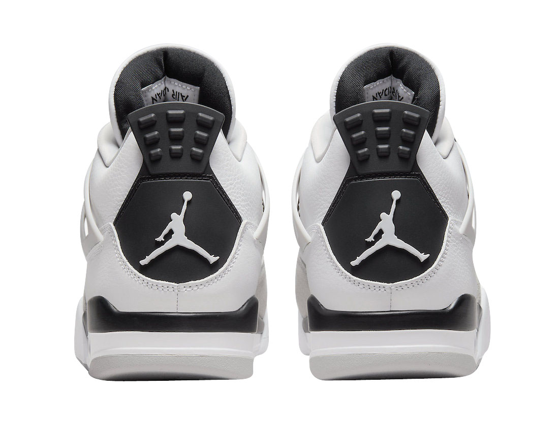 Air Jordan 4 Retro