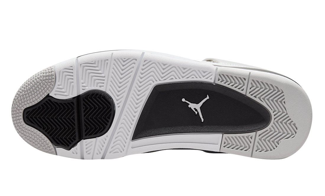 Air Jordan 4 Retro