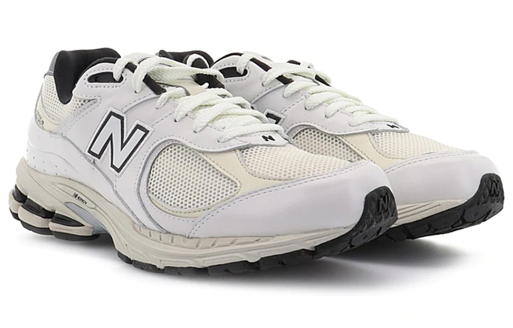 New Balance 2002R
