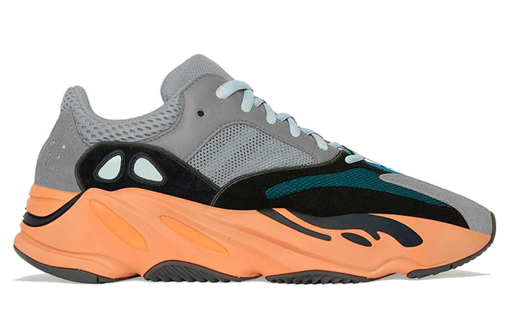 Adidas Yeezy Boost 700