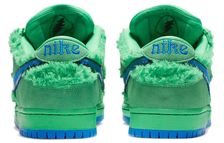 Nike SB Dunk Low