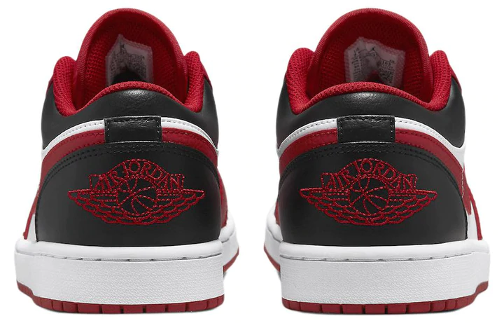 Air Jordan 1 Low Bulls | DROPJUST.COM