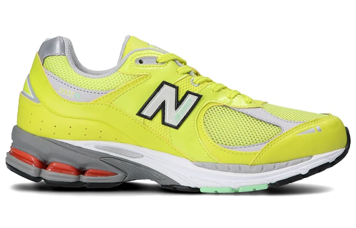 New Balance 2002R
