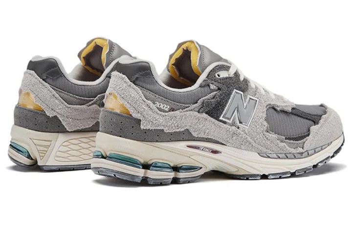 New Balance 2002R