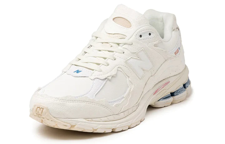 New Balance 2002R
