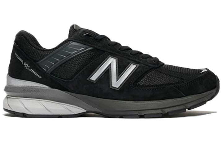New Balance 990 v5
