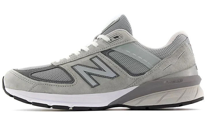 New Balance 990v5