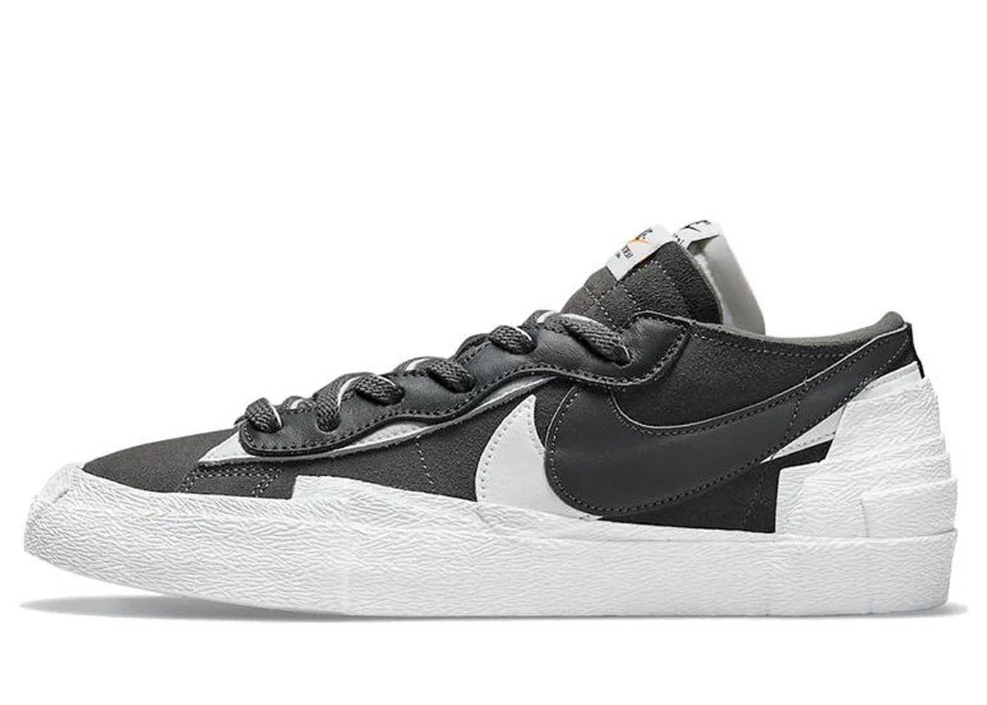 Nike Blazer Low sacai Iron Grey