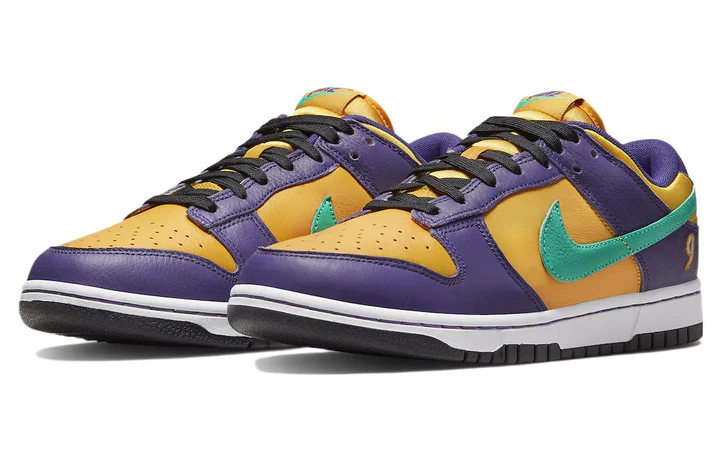 Nike Dunk Low LX