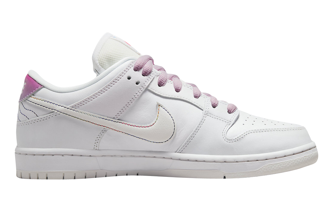 Nike SB Dunk Low Pro