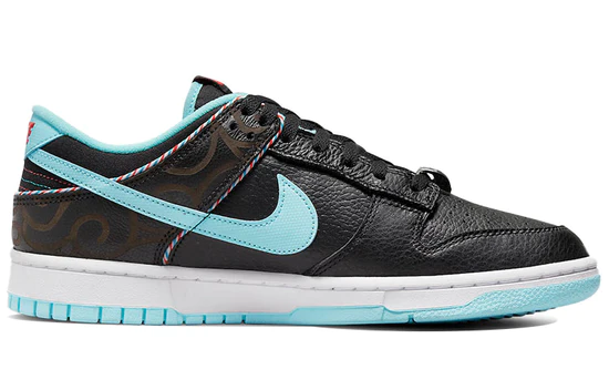 Nike Dunk Low SE