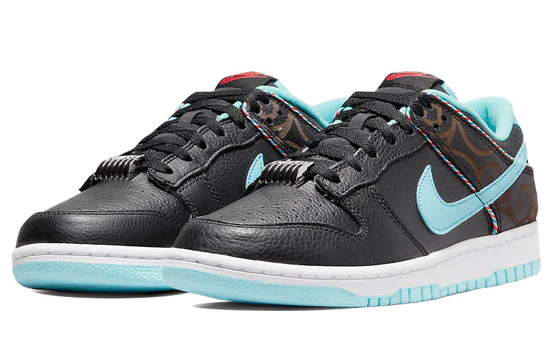 Nike Dunk Low SE