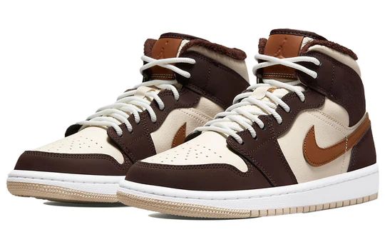 Air Jordan 1 Mid SE