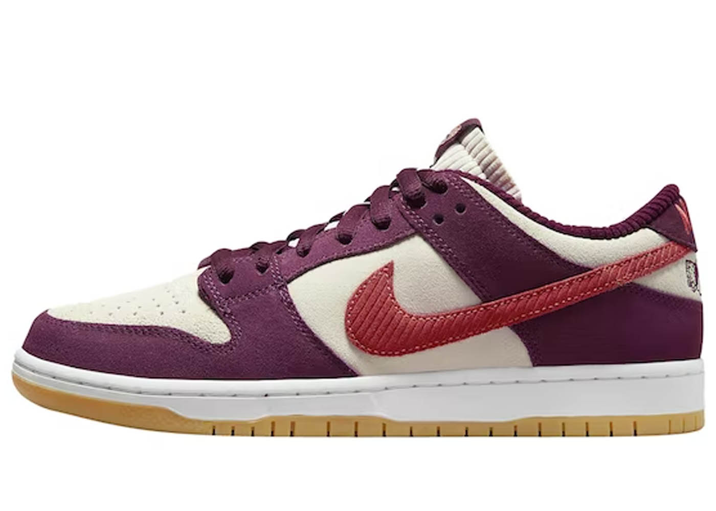 Nike SB Dunk Low Skate Like a Girl