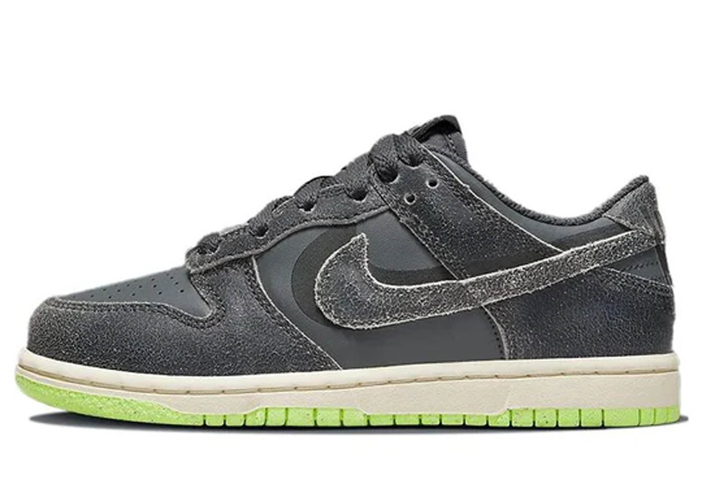 Nike Dunk Low Retro PRM