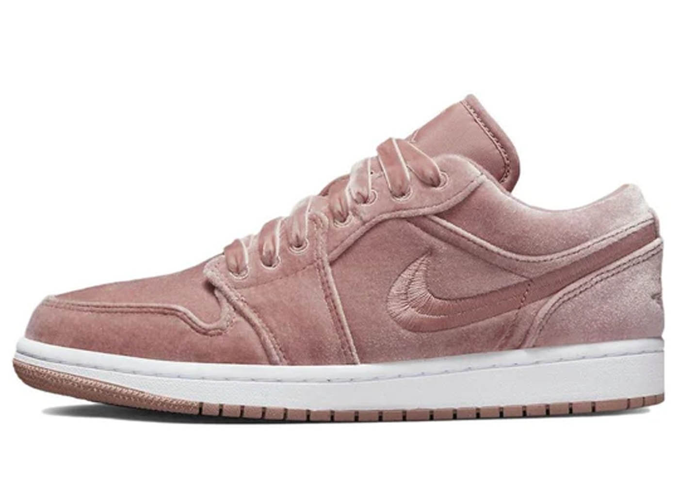 Air Jordan 1 Low SE