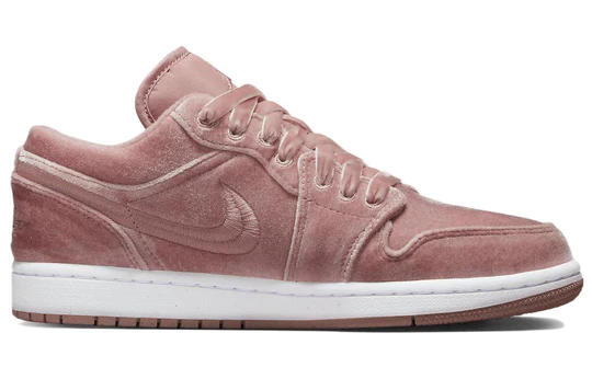 Air Jordan 1 Low SE