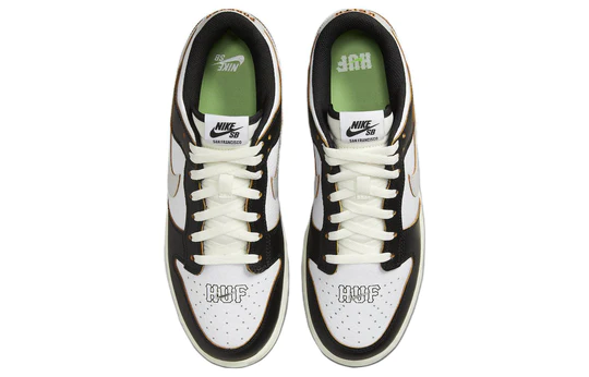 Nike SB Dunk Low