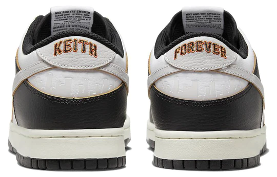 Nike SB Dunk Low
