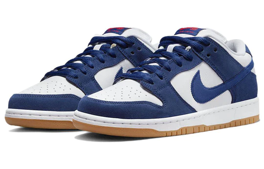 Nike SB Dunk Low