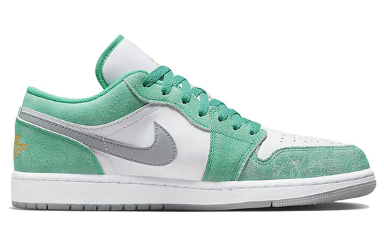Air Jordan 1 Low SE