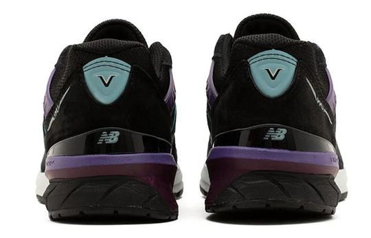 New Balance 990v5