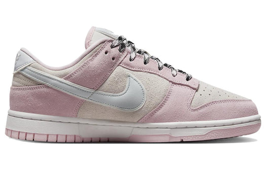 Nike Dunk Low LX