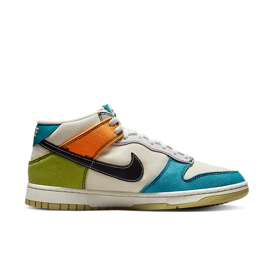 Nike Dunk Mid