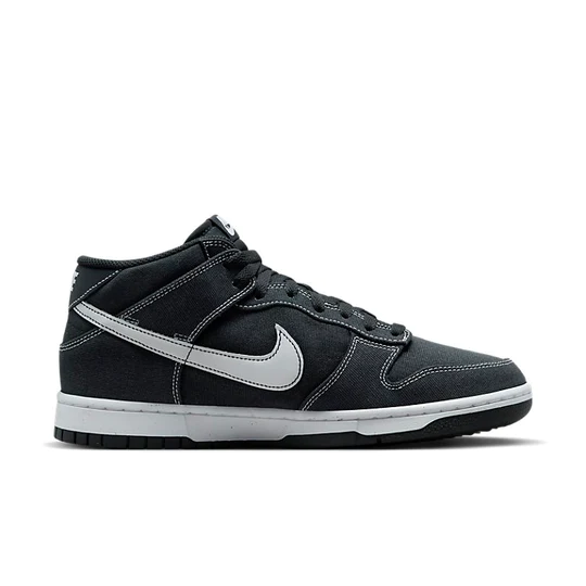 Nike Dunk Mid