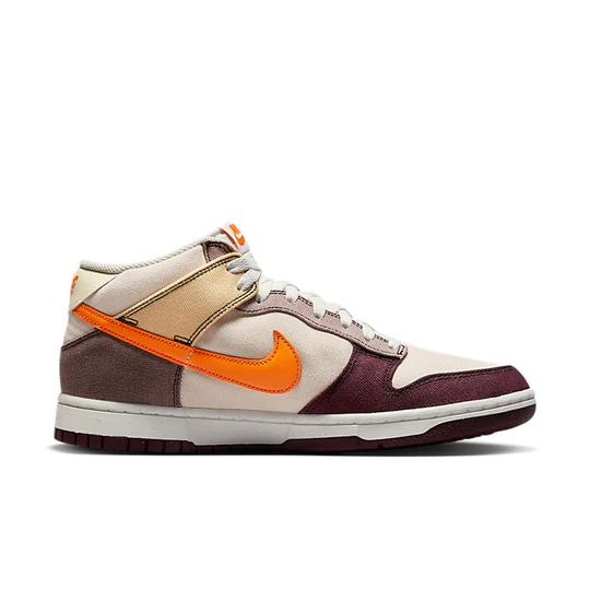 Nike Dunk Mid