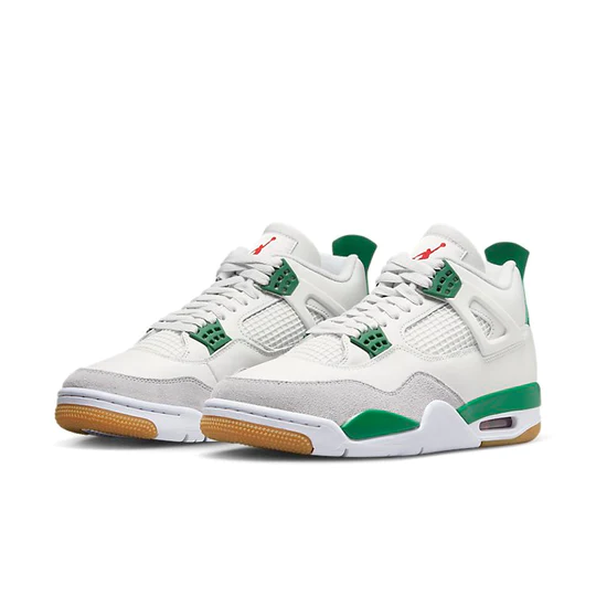 Air Jordan 4 Retro SB