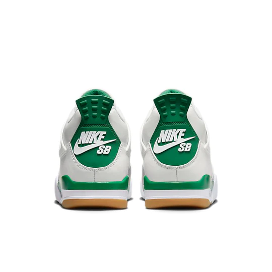 Air Jordan 4 Retro SB