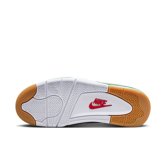 Air Jordan 4 Retro SB