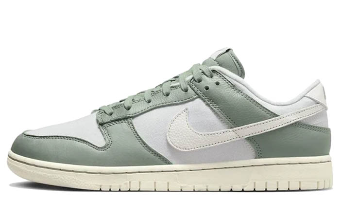 Nike Dunk Low Mica Green