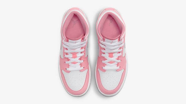 Air Jordan 1 Mid