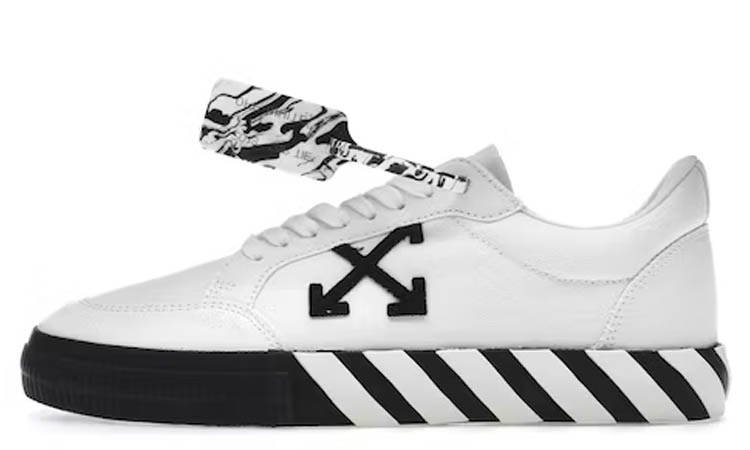 Off-White Vulcanized Low Canvas White Black