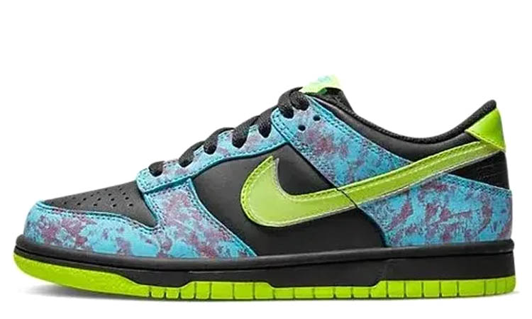 Nike Dunk Low SE