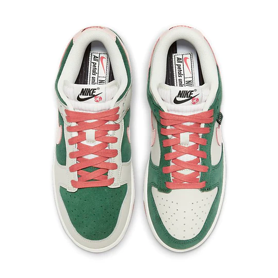 Nike Dunk Low SE