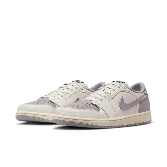 Air Jordan 1 Retro Low OG