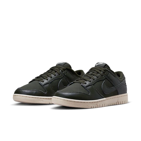 Nike Dunk Low Retro PRM