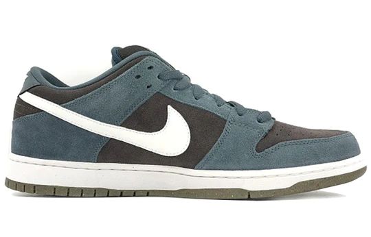 Nike SB Dunk Low Pro