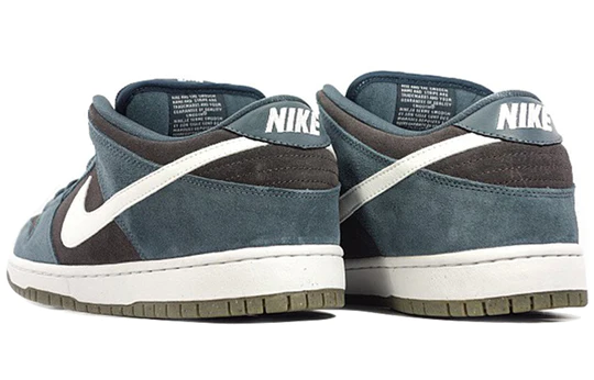 Nike SB Dunk Low Pro