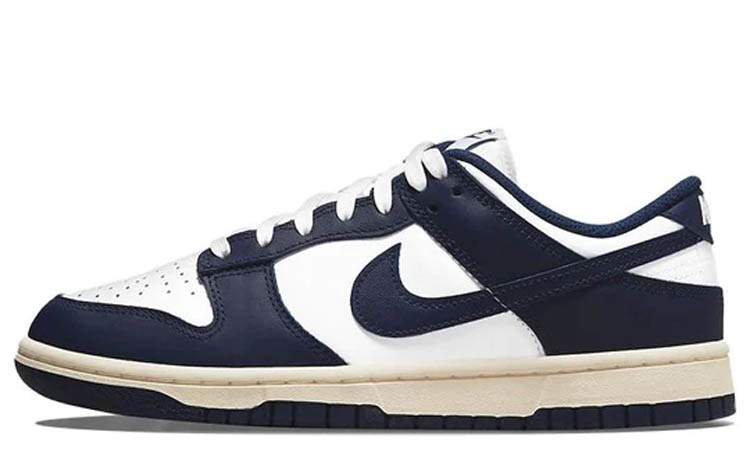 Nike Dunk Low