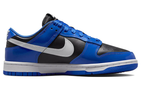 Nike Dunk Low Essential
